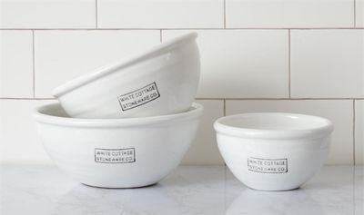 White Cottage Stoneware Mixing Bowl