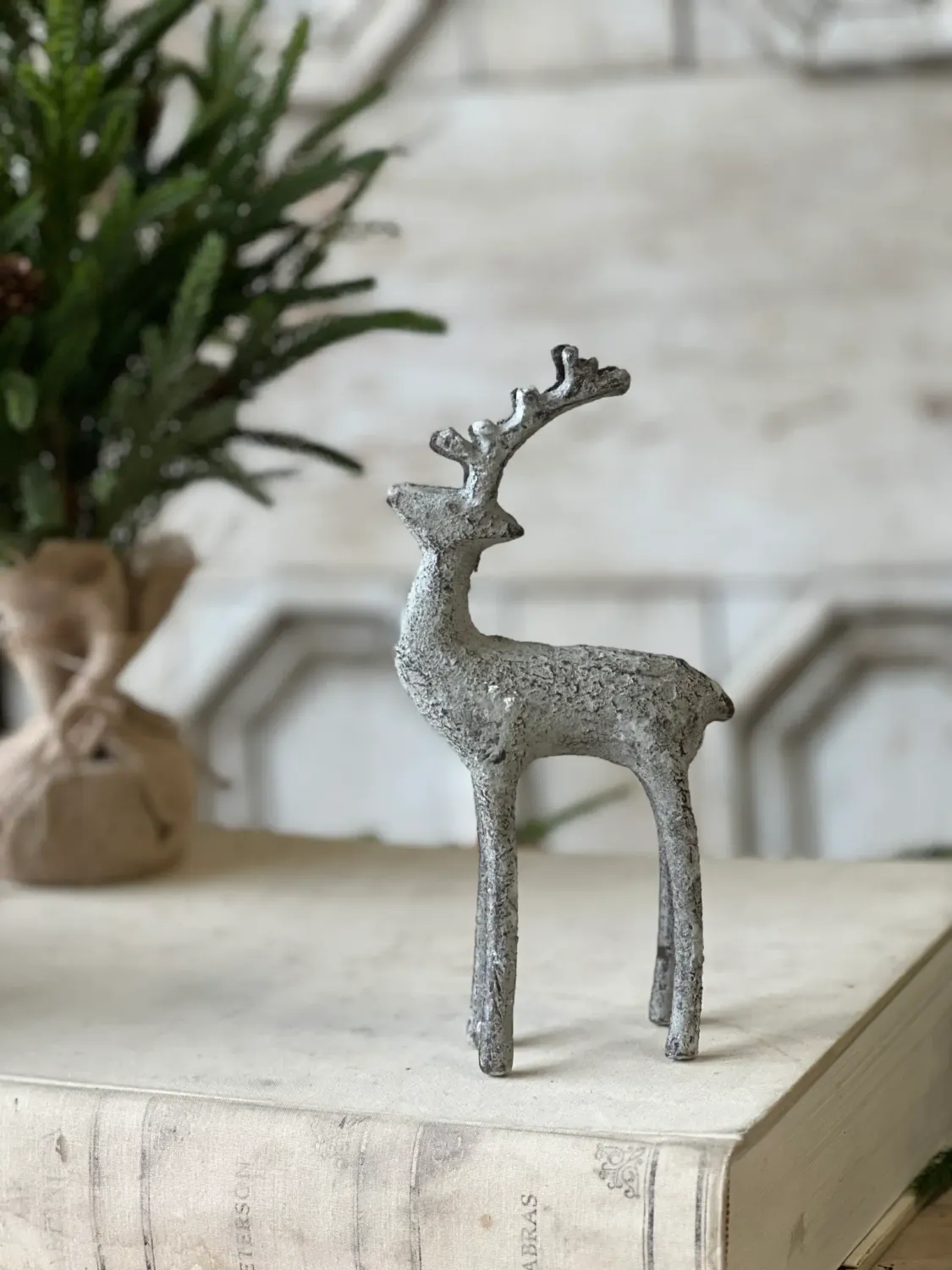 Stately Stag 8.5”
