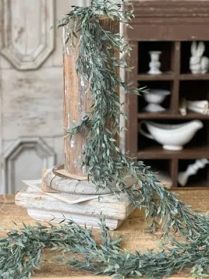 Twilight Ash Garland 6’