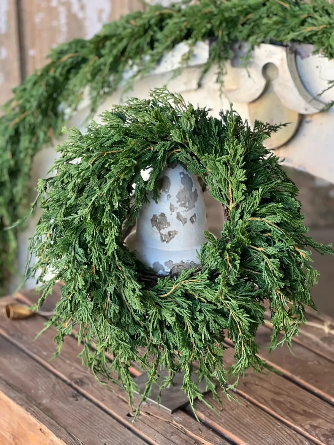 Emerald Falls Candle Ring 6.5”