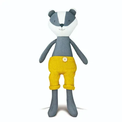 Benny Badger Knit Pal