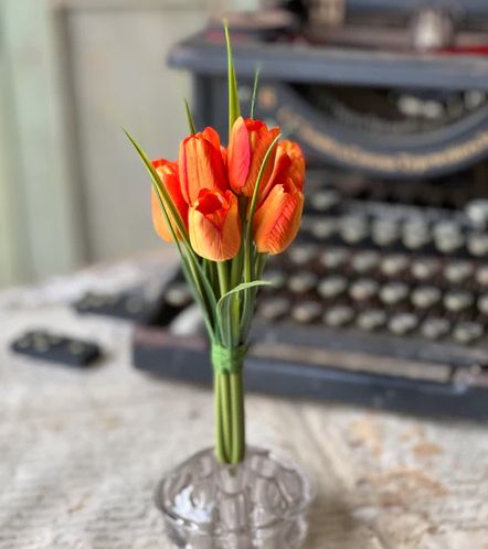 Teeny Tiny Tulip Bunch Orange 7”