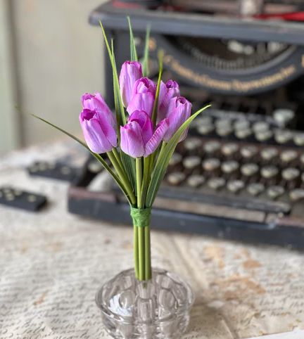 Teeny Tiny Tulip Bunch Lilac 7”