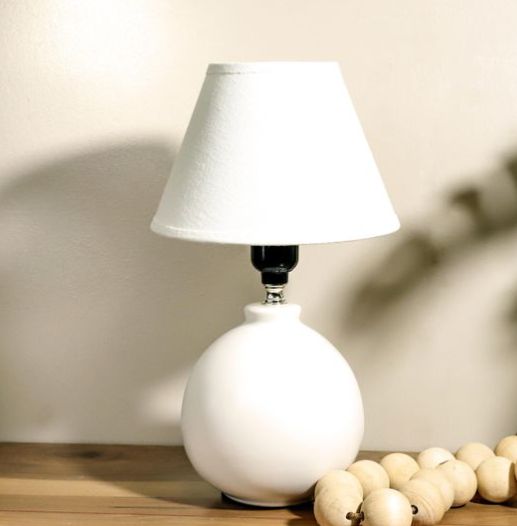 Matte White Lamp 12.2”