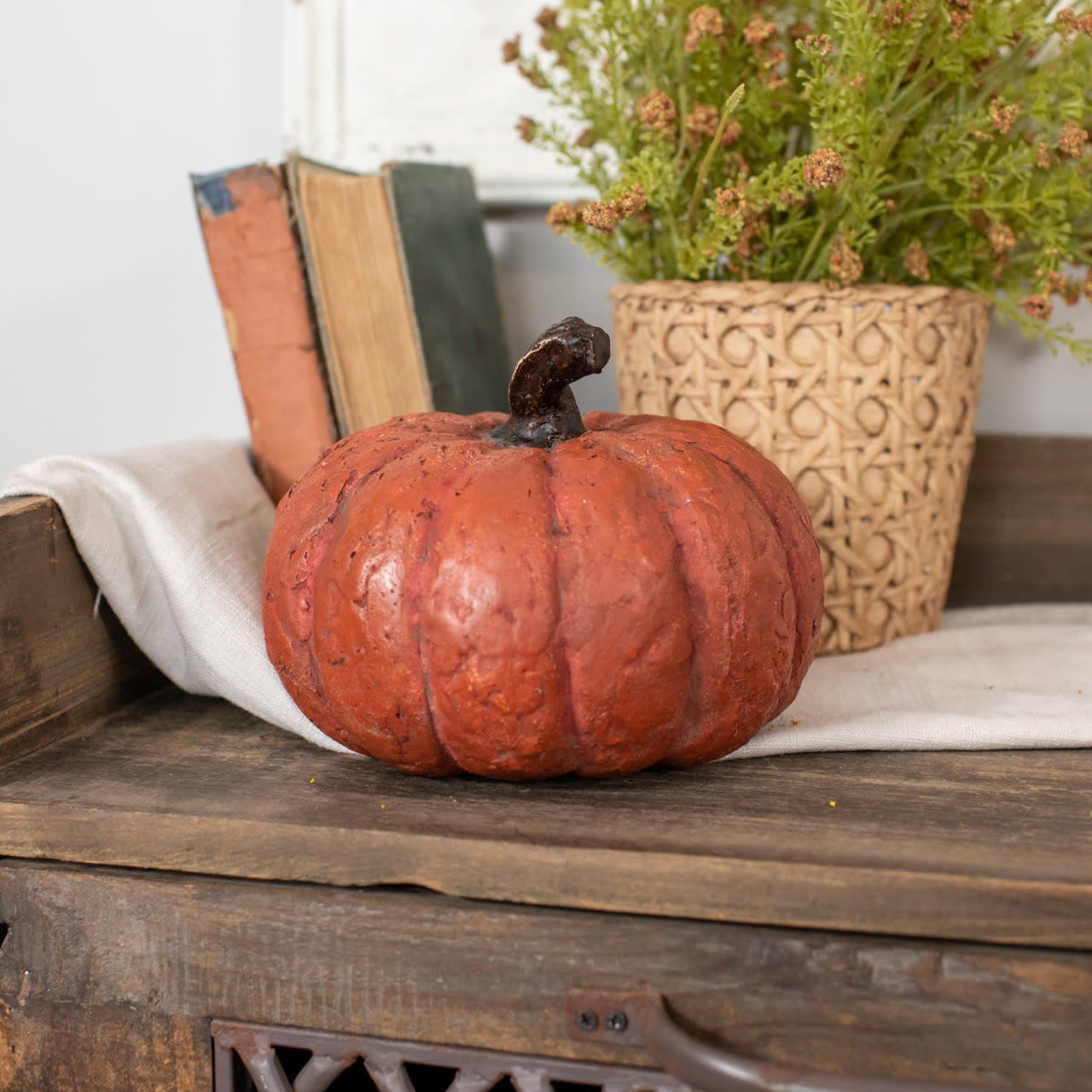 Orange Short Pumpkin 5.75&quot;