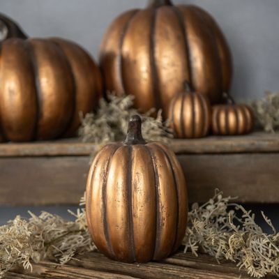 Gold Tall Pumpkin 7.5”