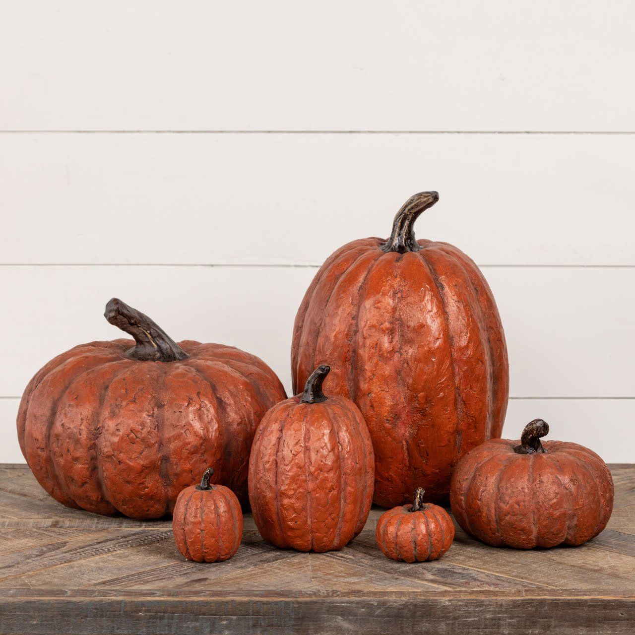 Orange Short Pumpkin 9”