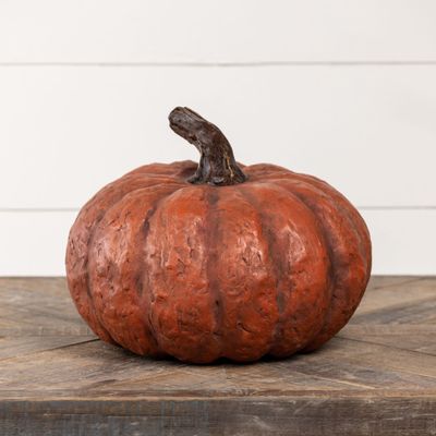 Orange Short Pumpkin 9”