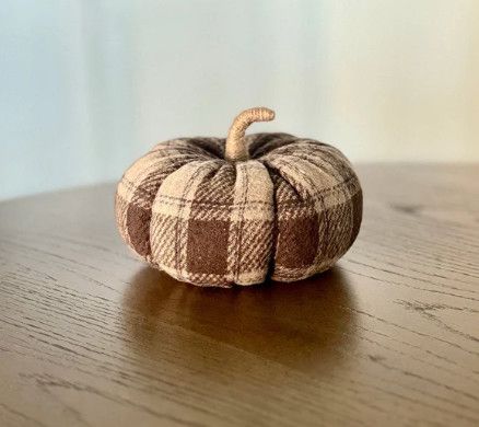 Montana Plaid Pumpkin 7x4”