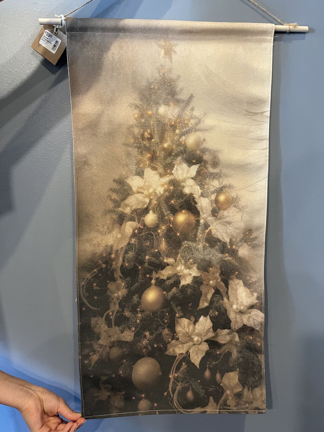 Neutral Christmas Tree Scroll
