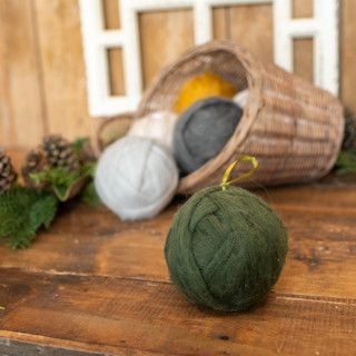 Hunter Green Yarn Ball 4.5”