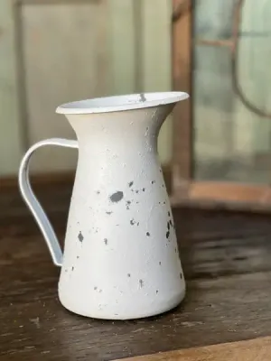 Perfect Pitcher - White