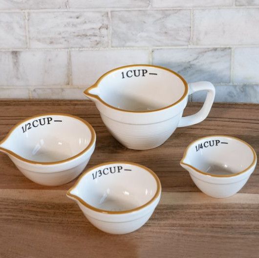 White Measuring Cups set of 4