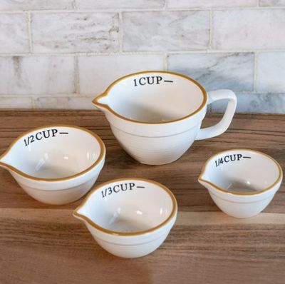 White Measuring Cups set of 4