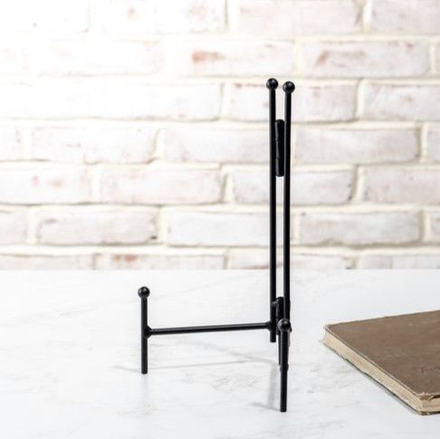 Black Straight Back Easel 10.25”