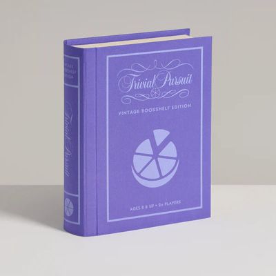 Trivial Pursuit Bookshelf Edition