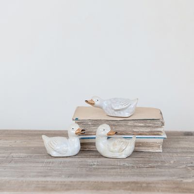 Stoneware Vintage Reproduction Duckling