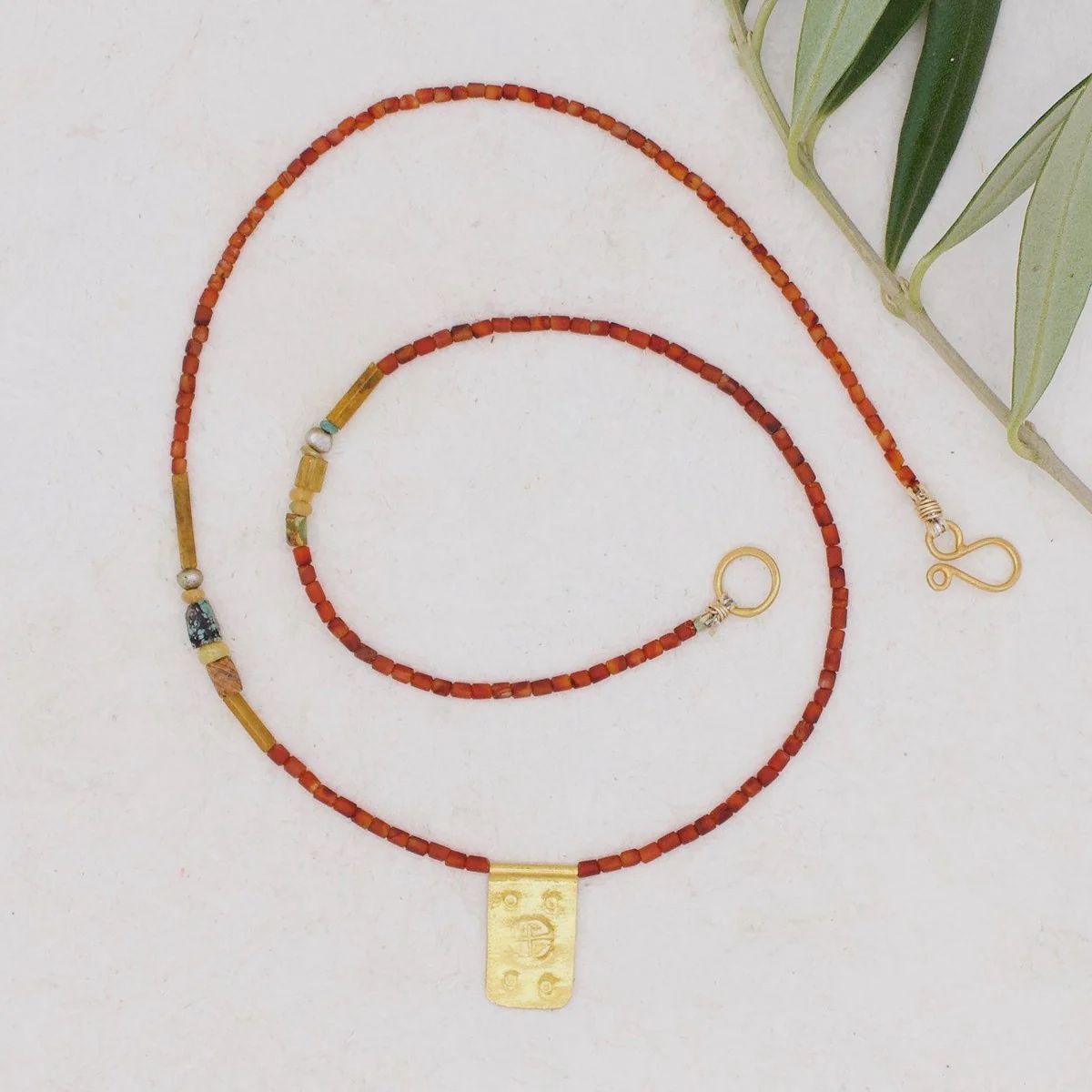 ANTIQUE RED AGATE WITH RECTANGLE TALISMAN NECKLACE