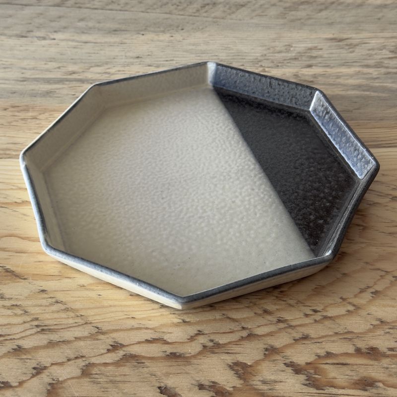 Octagonal Plate Large - Pann Ceramics