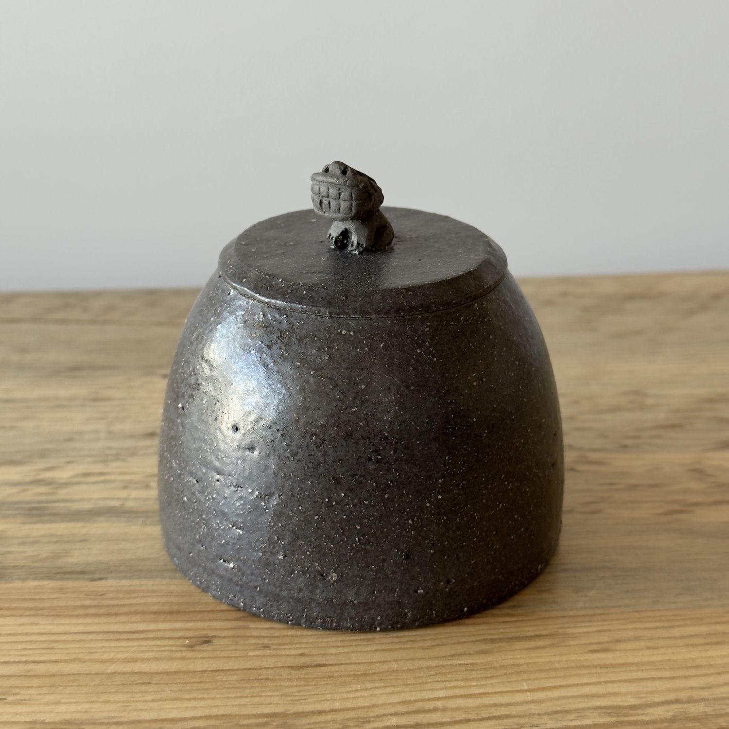 Haetae Tea Caddy - Pann Ceramics