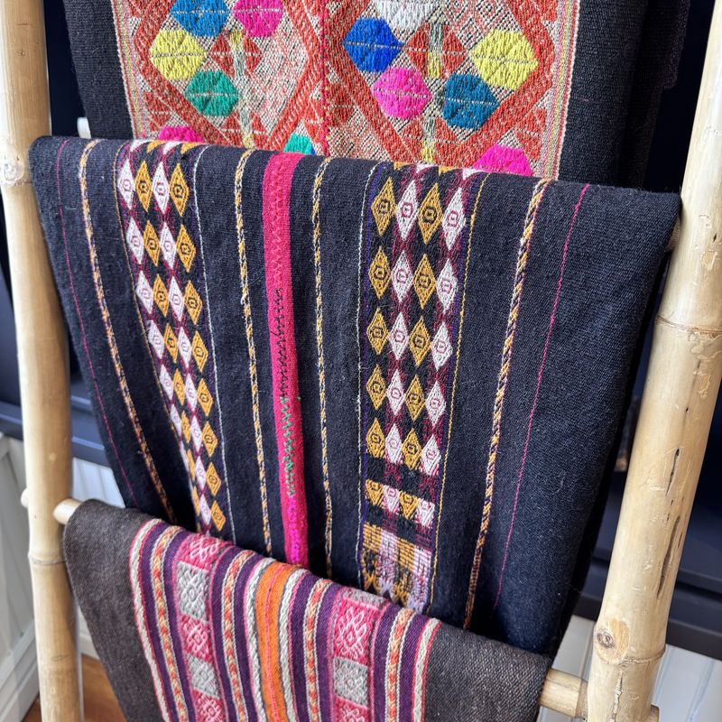 Vintage Handwoven Peruvian Manta - Zoe