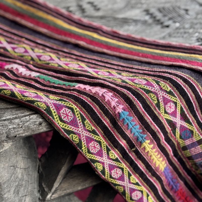 Vintage Handwoven Peruvian Manta - Alessia