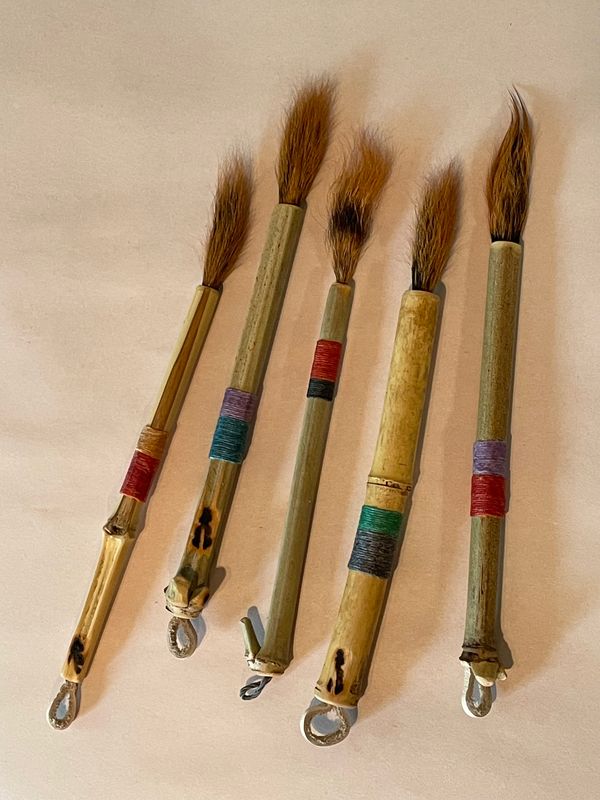 SQUIRREL TAIL LONG DECORATING BRUSH