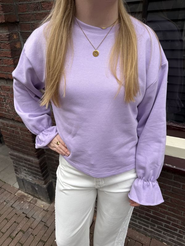 Lila Sweater met Mouwdetails