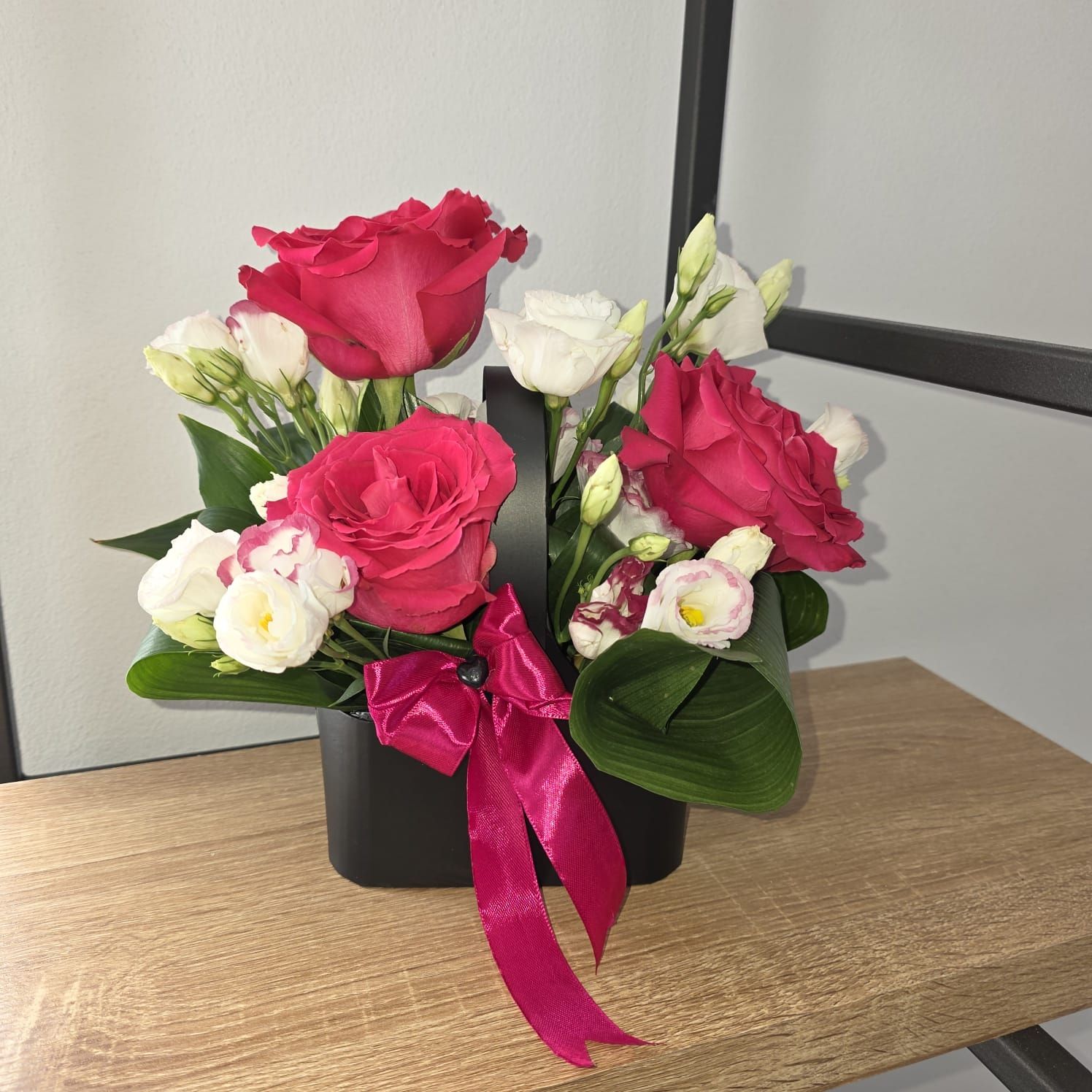 Aranjament trandafiri/ Eustoma