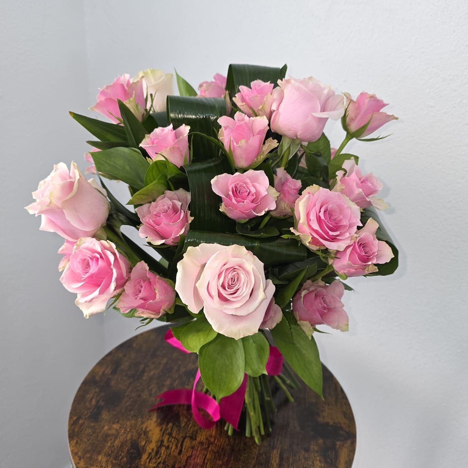 Buchet trandafiri roz