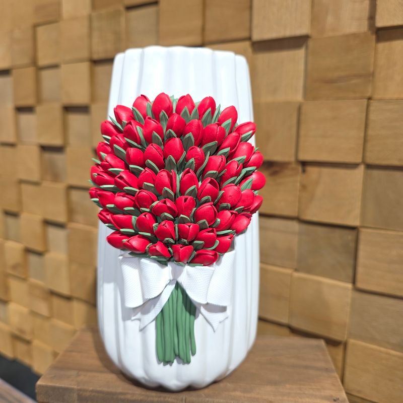 Vaza buchet lalele rosii