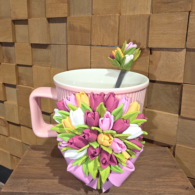 Cana&amp;lingurita buchet lalele colorat