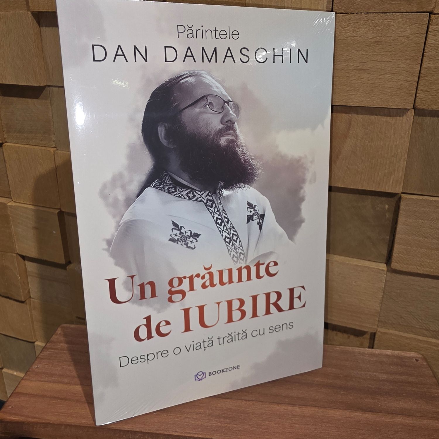 Carte Un grăunte de iubire