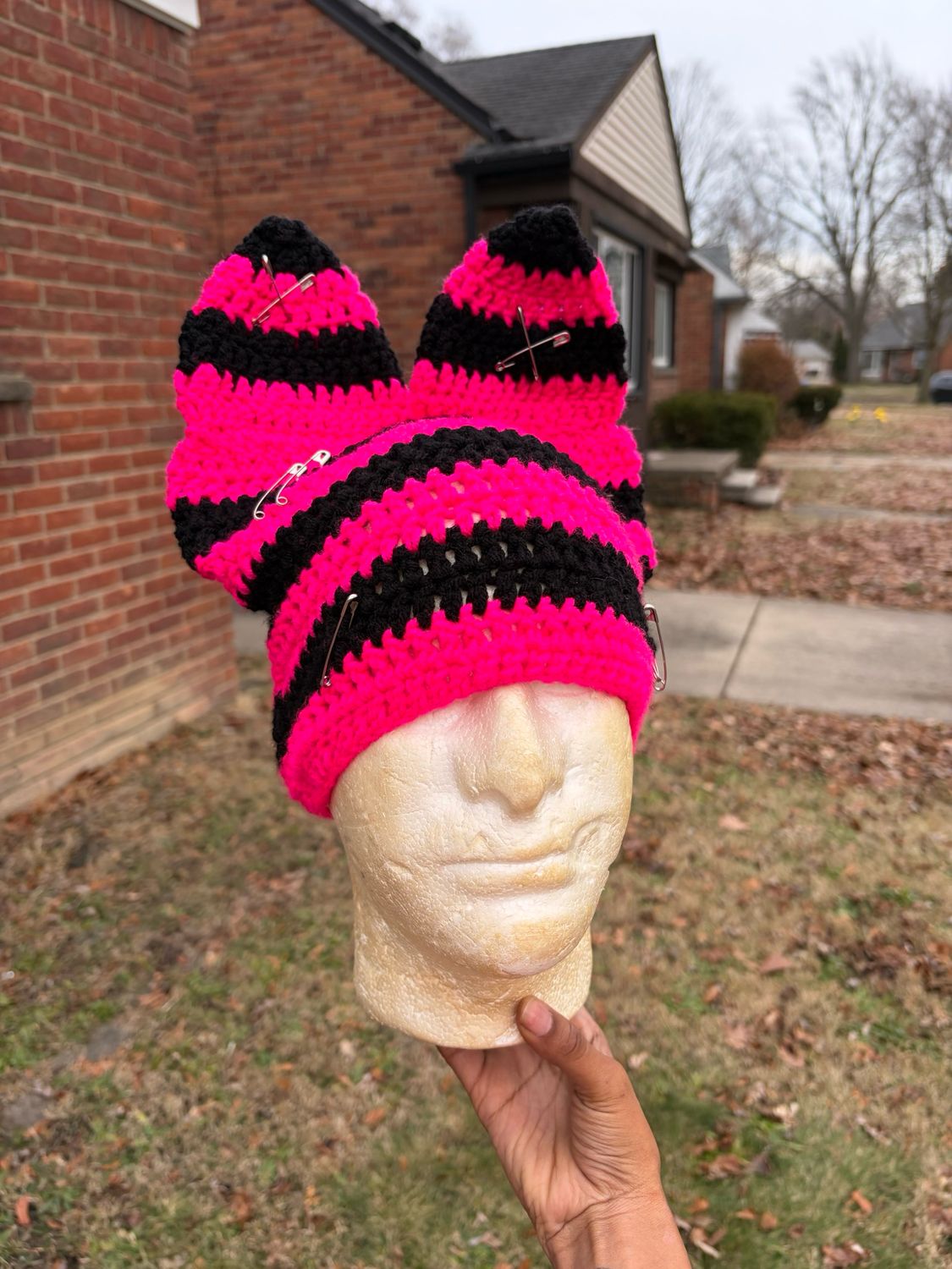 “MANI” CAT EAR BEANIE