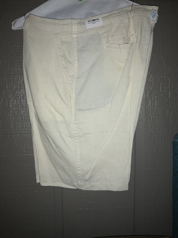 Pastel Yellow Shorts sz 40