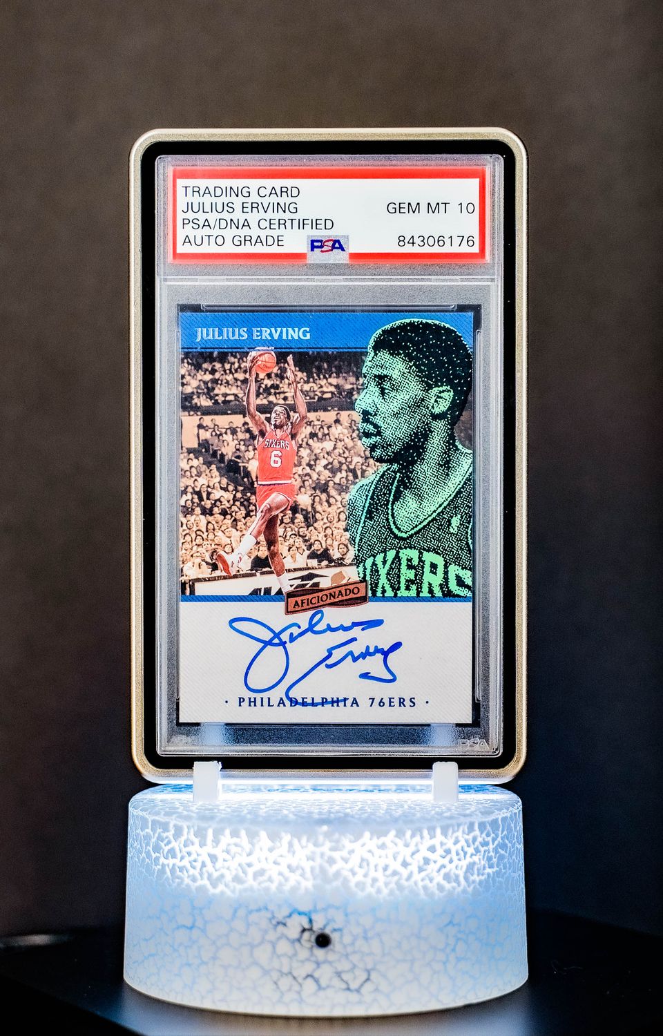 2016-17 Panini Basketball Aficionado Signatures Blue Autograph Julius Erving (SN: 068/125) #14 (PSA GEM MT 10 Auto Grade PSA: #84306176)