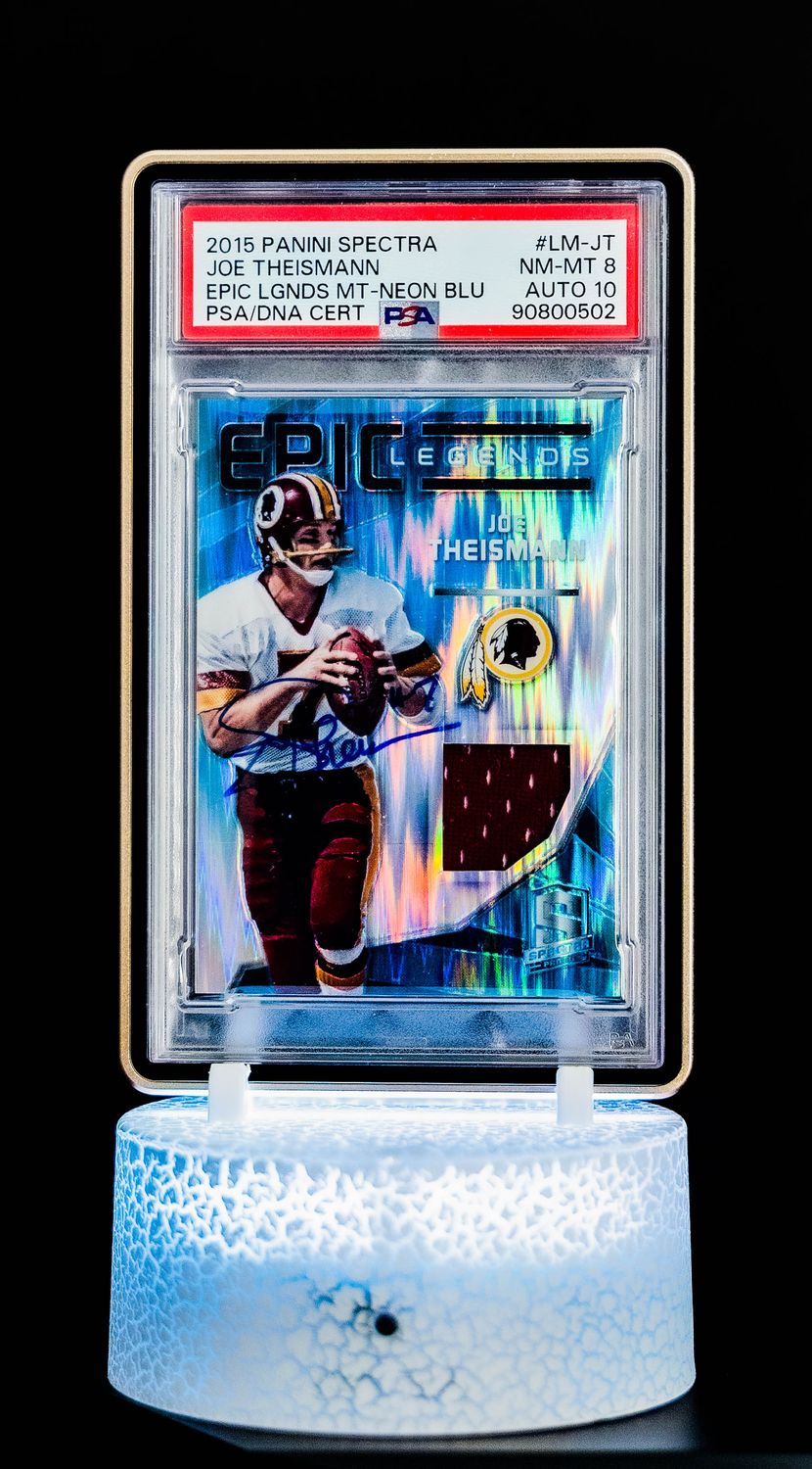 2015 Panini Spectra Epic Legends MT-Neon Blu Joe Theismann (SN: 4/50) #LM-JT (PSA Card NM-MT 8, Auto 10 PSA: #90800502)