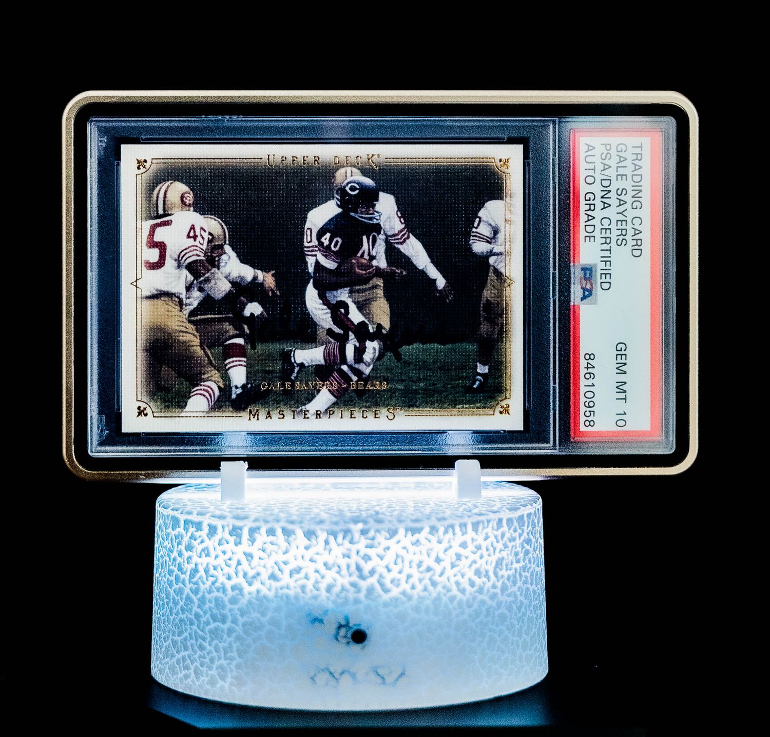 2008 Upper Deck Masterpieces Gale Sayers Auto #37 (PSA GEM MT 10 Auto Grade PSA: #84610958)