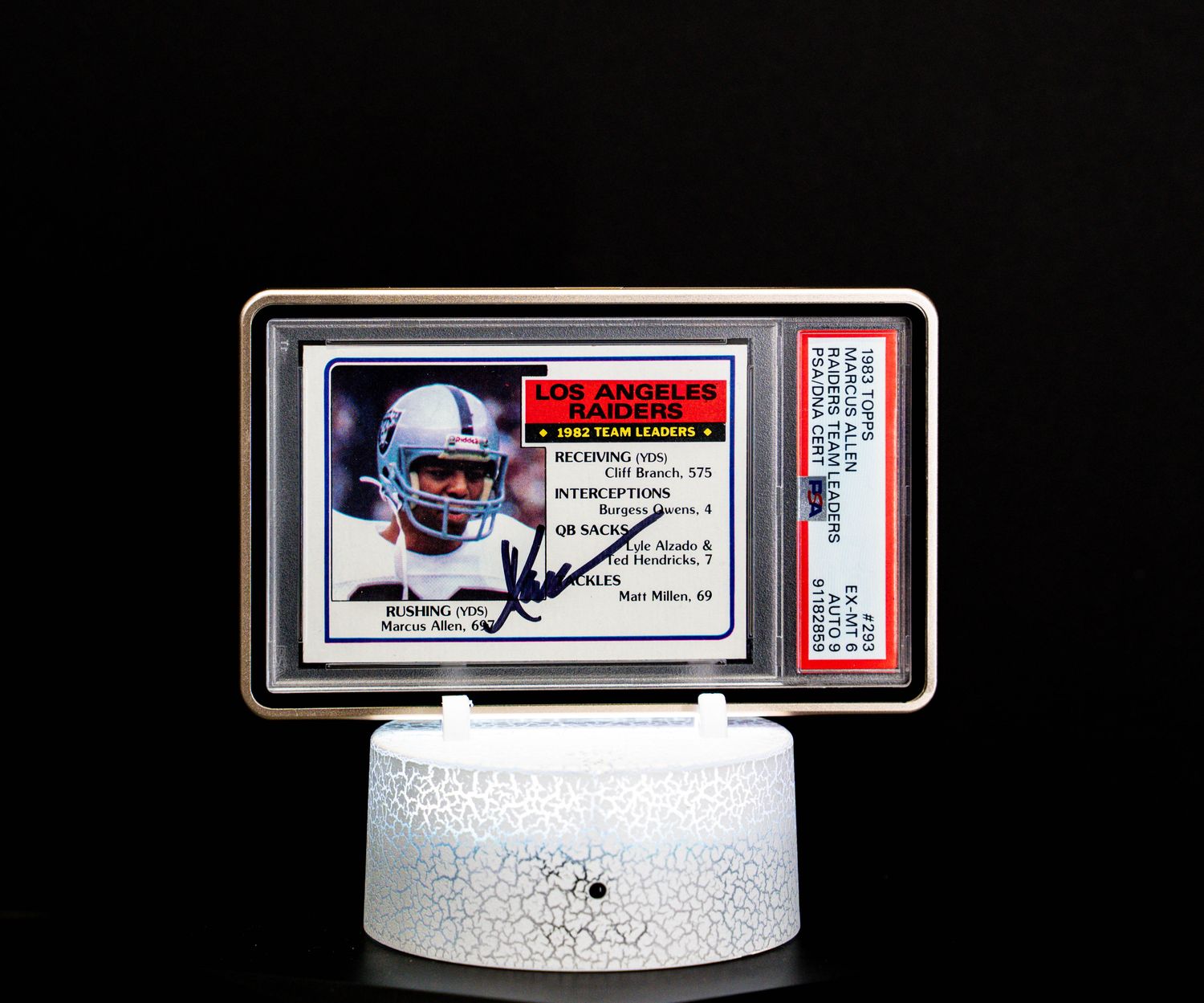 1983 Topps Marcus Allen Auto Raiders TL #293 – PSA EX-MT 6, Auto 9 (HOF)