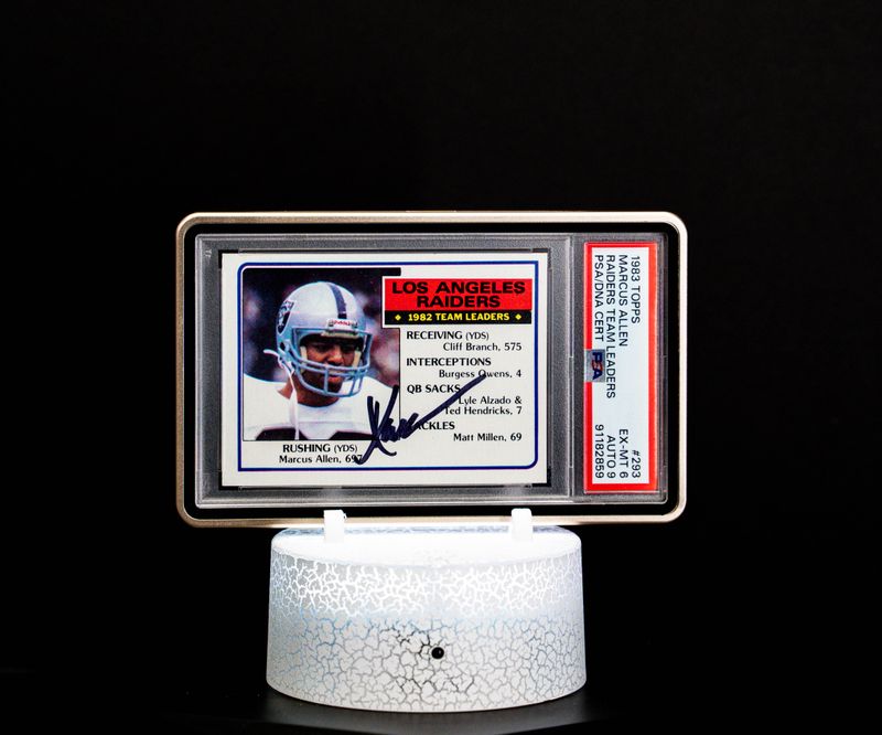 1983 Topps Marcus Allen Auto Raiders TL #293 – PSA EX-MT 6, Auto 9 (HOF)