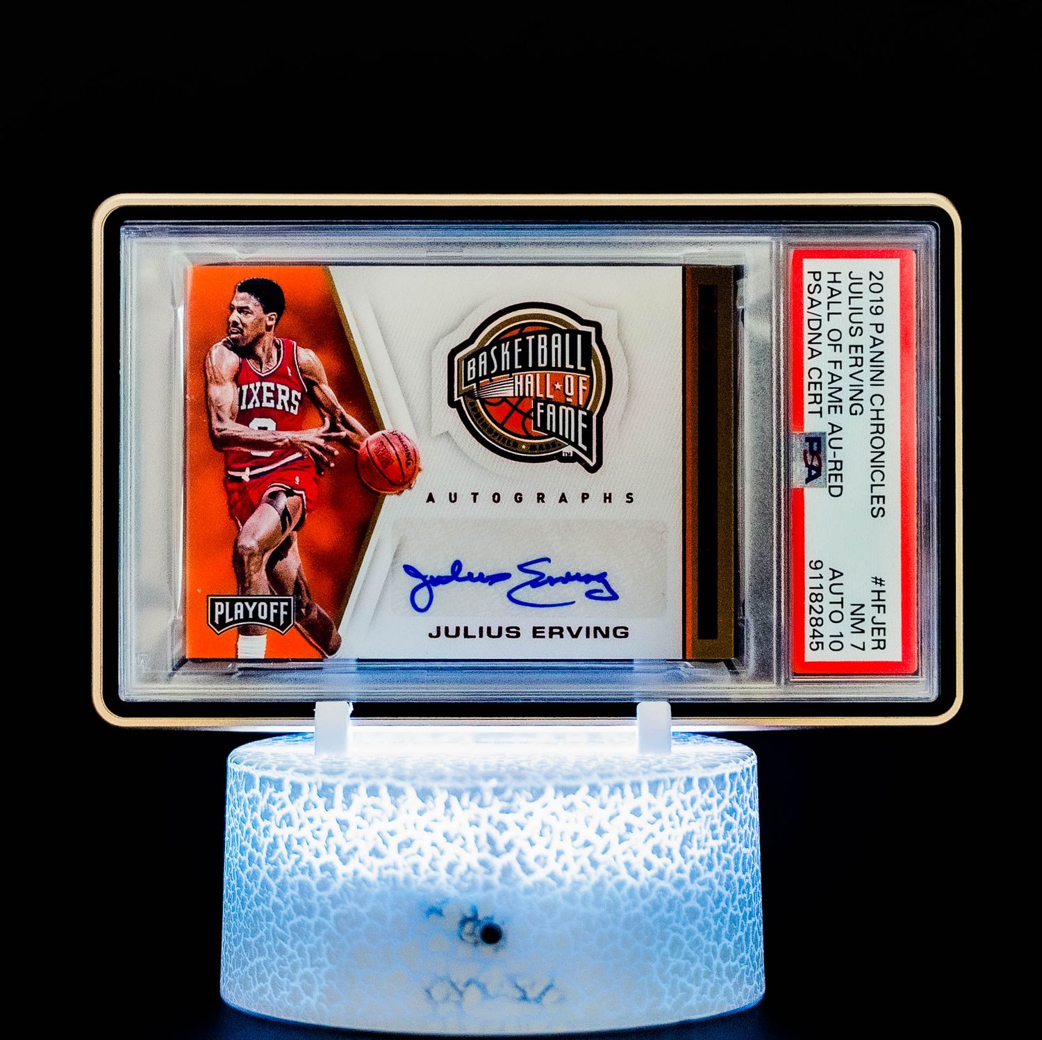 2019 Panini Chronicles Hall of Fame Autographs Red Julius Erving #HFJER PSA NM 7, Auto 10