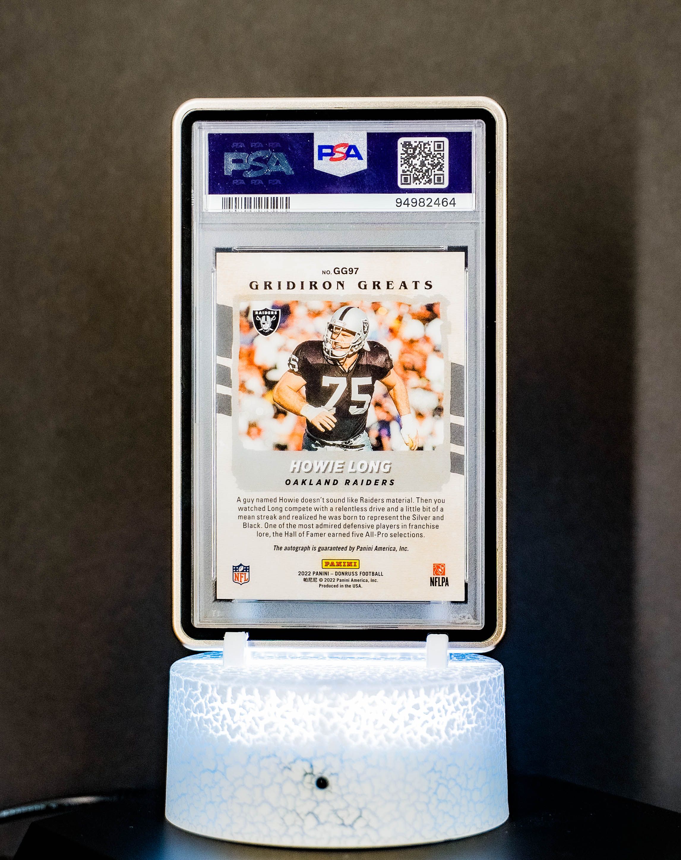 2023 Obsidian Gridiron Greats Autographs Howie Long #GG97 (POP 1) PSA NM-MT 8, Auto 10