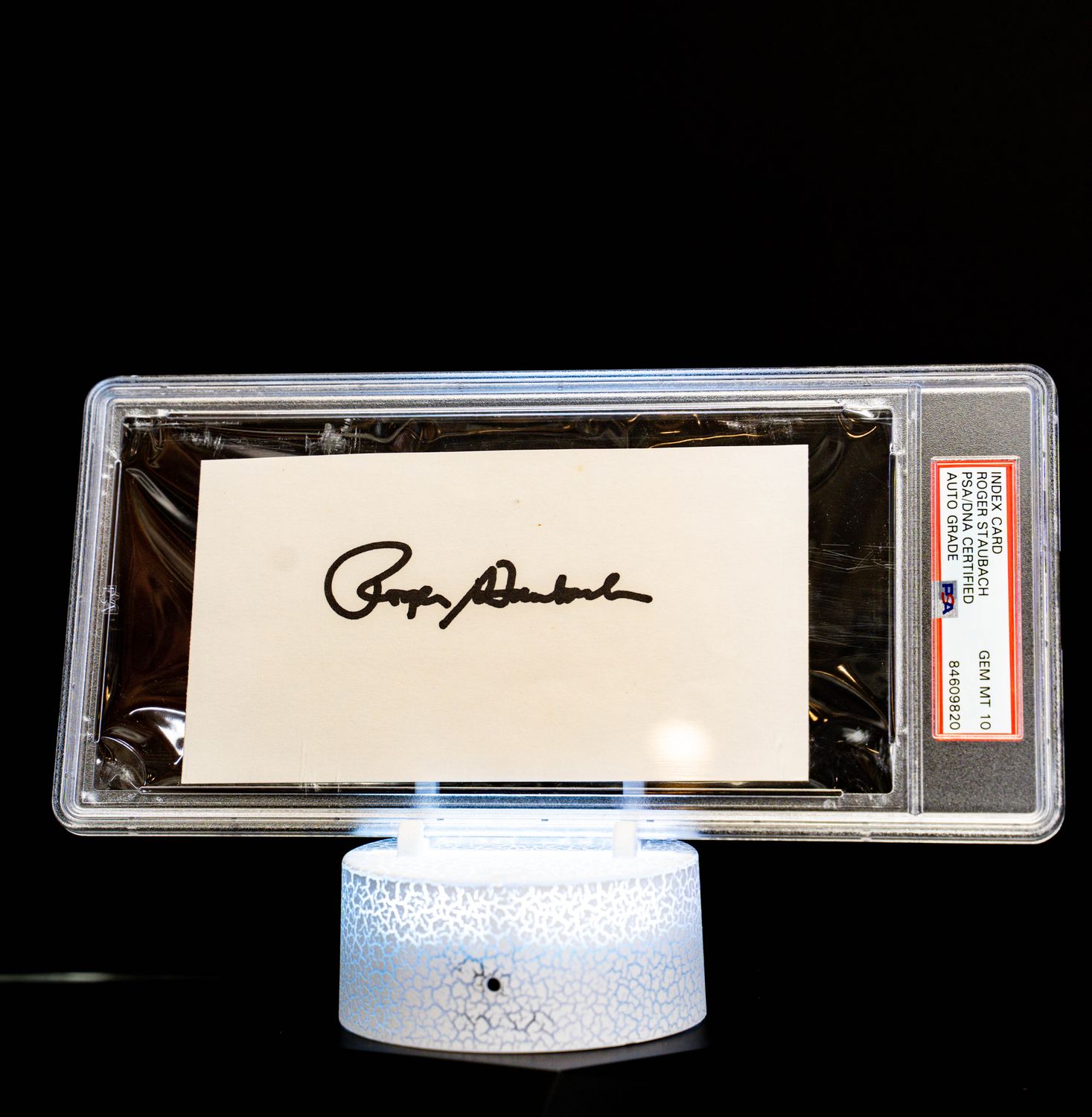Large Index Card Autographed By Roger Staubach