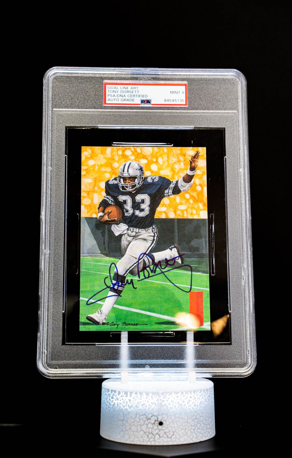 1994 H.O.F. Cards Hall of Fame Signature Series Tony Dorsett (SN: 2226/5000) PSA MINT 9