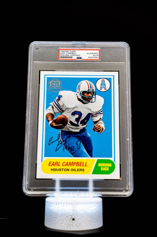 2015 Topps Oversized Card 60th Anniversary Autographed, Earl Campbell (SN: 17/99) #T60-EC