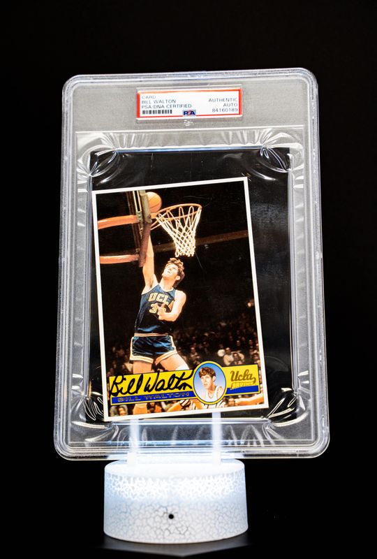 4x6 Jumbo Basketball Card Autographed by Bill Walton (UCLA)