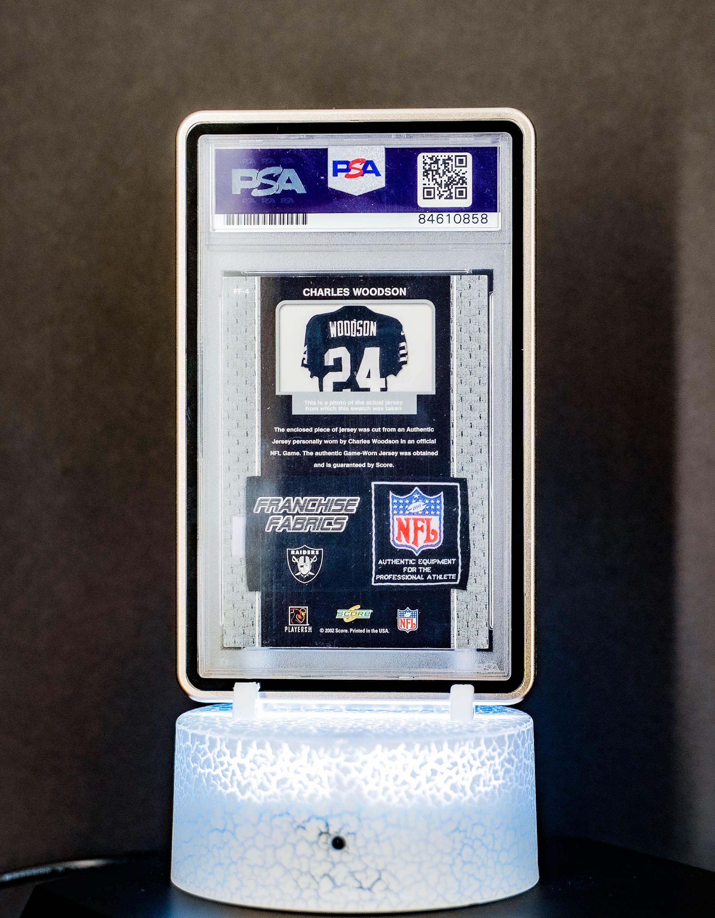 2002 Score Franchise Fabrics Charles Woodson #FF-4 PSA Auto GEM MT 10
