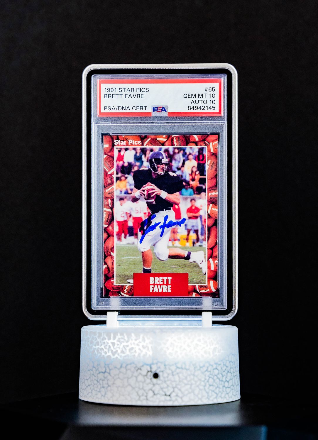 1991 Star Pics Autographed Brett Favre #65 – PSA GEM MT 10, Auto GEM MT 10 (PSA Cert #84942145)