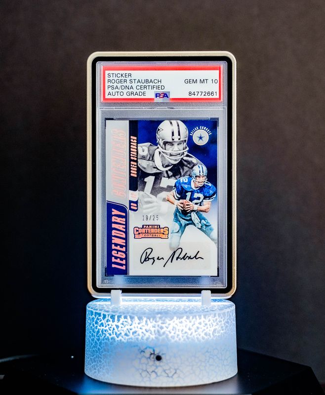 2018 Panini Legendary Contenders Roger Staubach #LC-RS (SN: 19/25) PSA Auto GEM MT 10