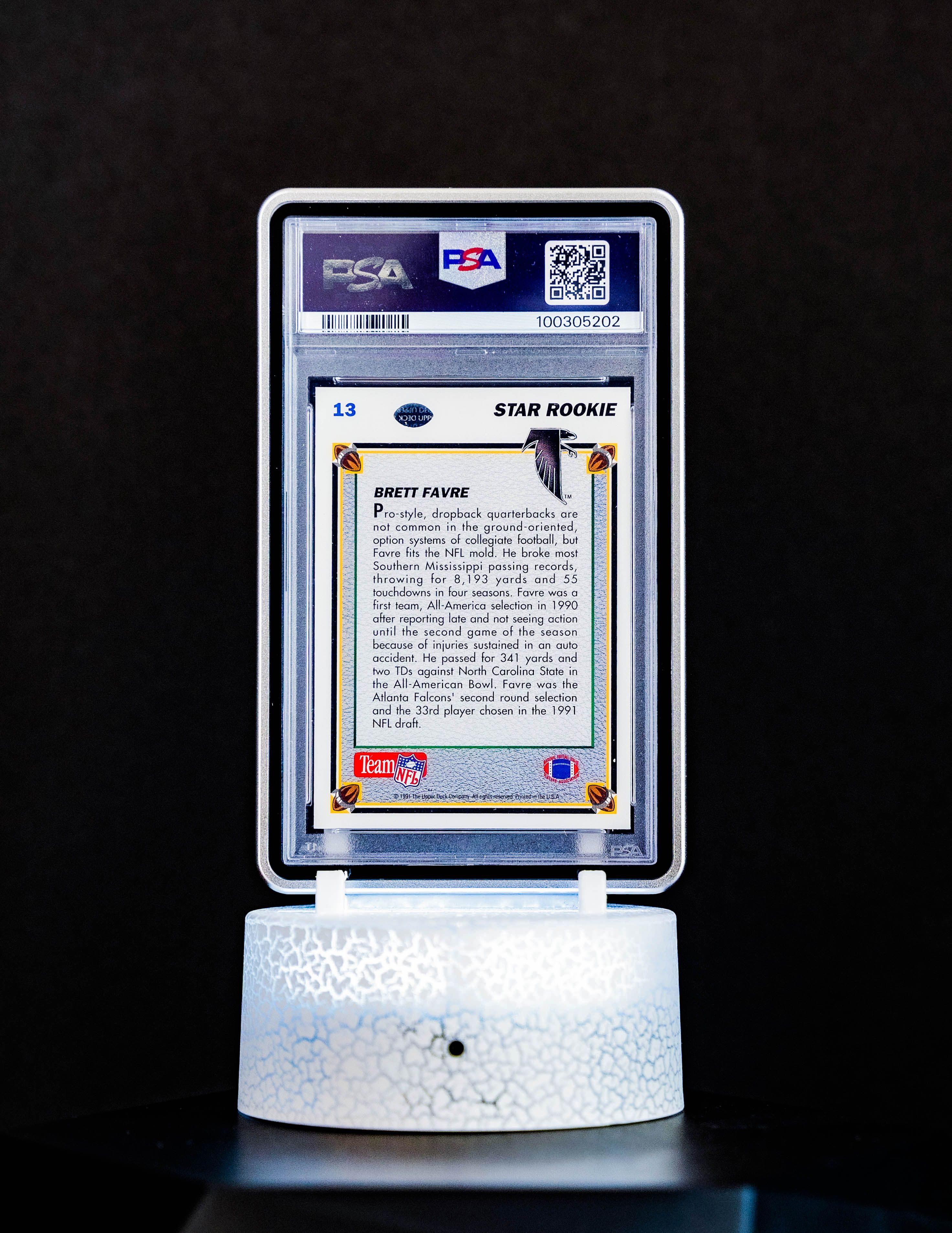 1991 Upper Deck Autographed Brett Favre #13 – PSA GEM MT 10, Auto GEM MT 10 (PSA Cert #100305202)